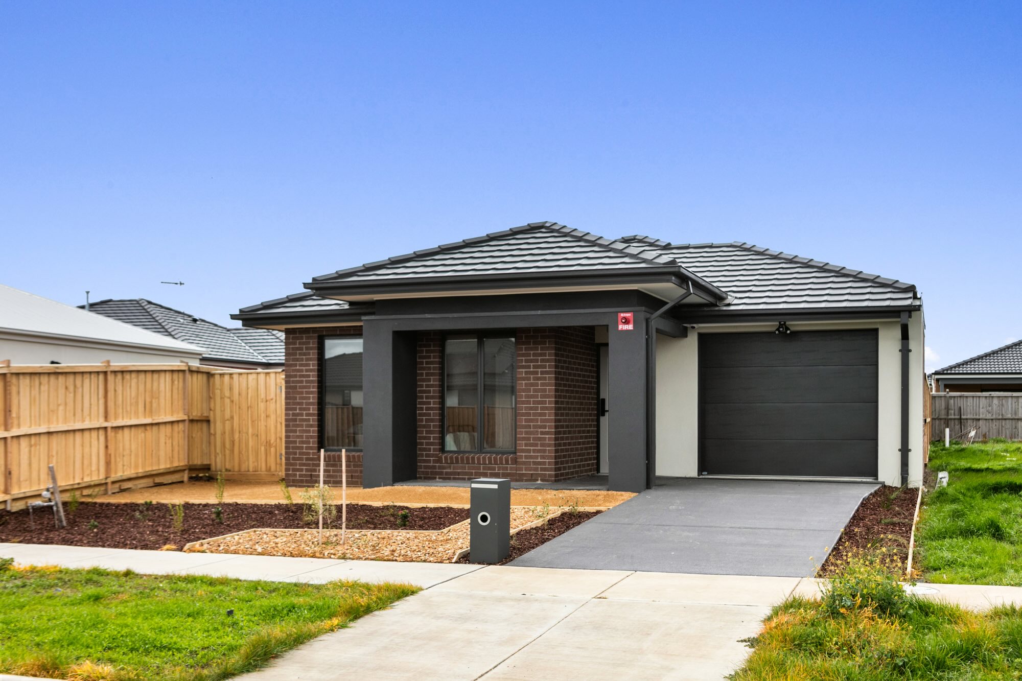 Winter Valley / Ballarat - Improved Liveability / SIL SDA House - Move In Now — Home image 2