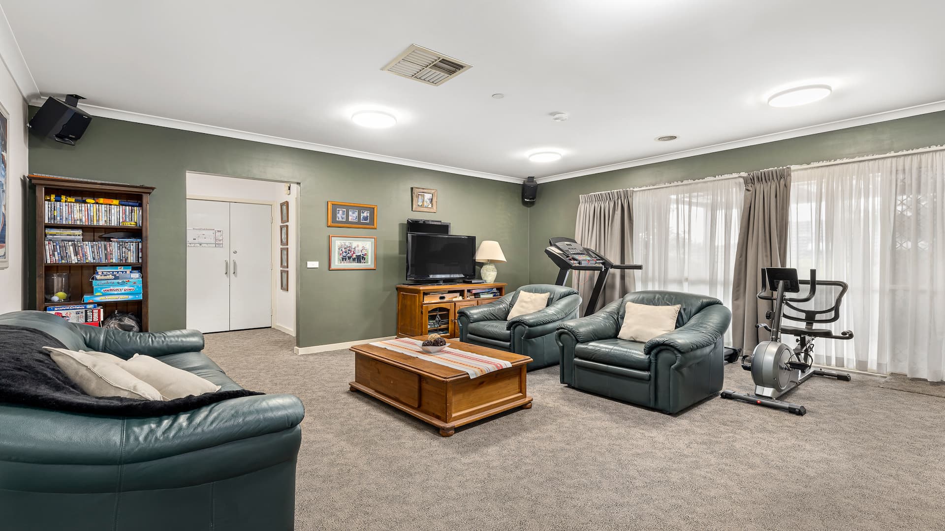 Enjoy the spacious SDA living in Greensborough — Home image 5