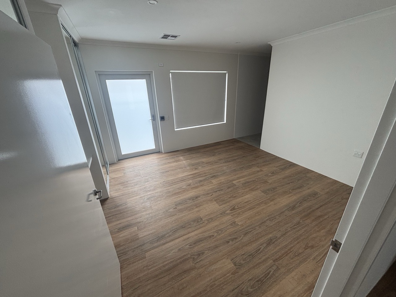 BRAND NEW - Spacious 3 Resident (HPS) (SDA) House - Kelmscott — Home image 6