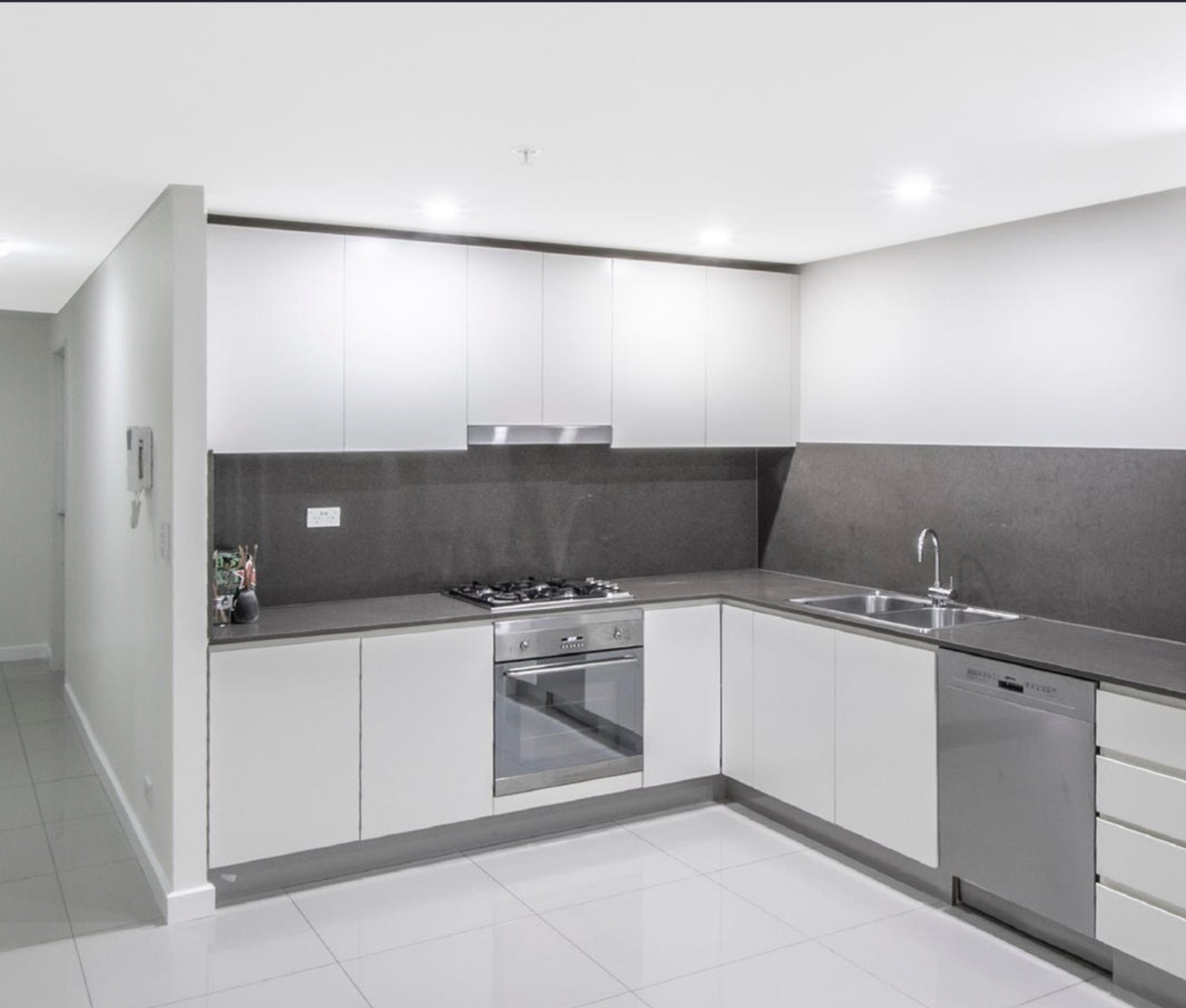 Geroges Hall Apartment — Home image 4