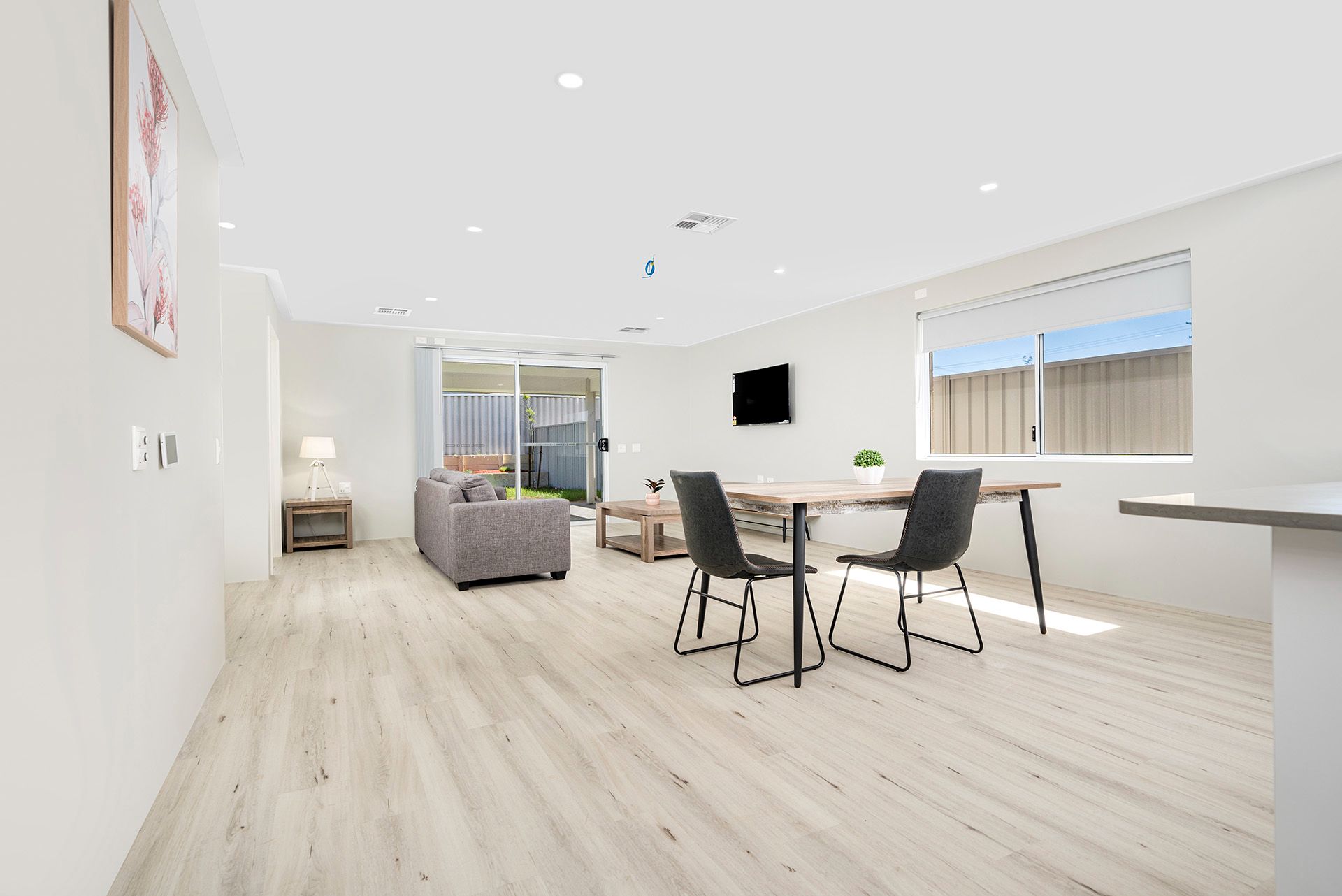 West End Living in Geraldton — Home image 5
