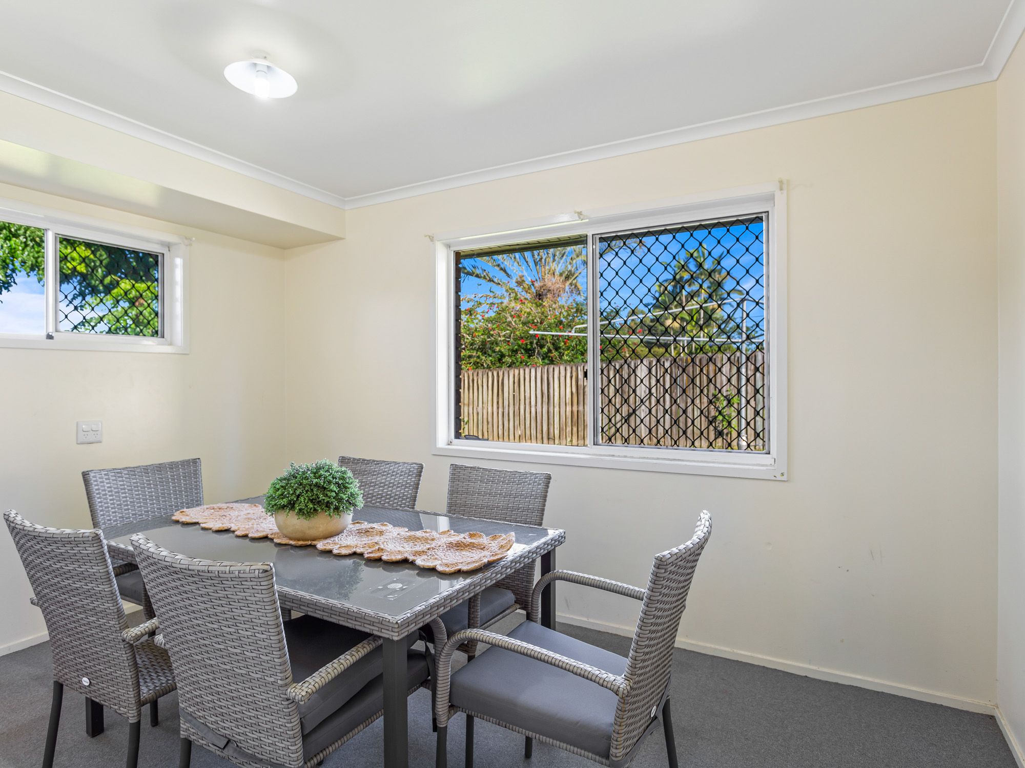 Serene and peaceful living in Alexandra Hills — Home image 5