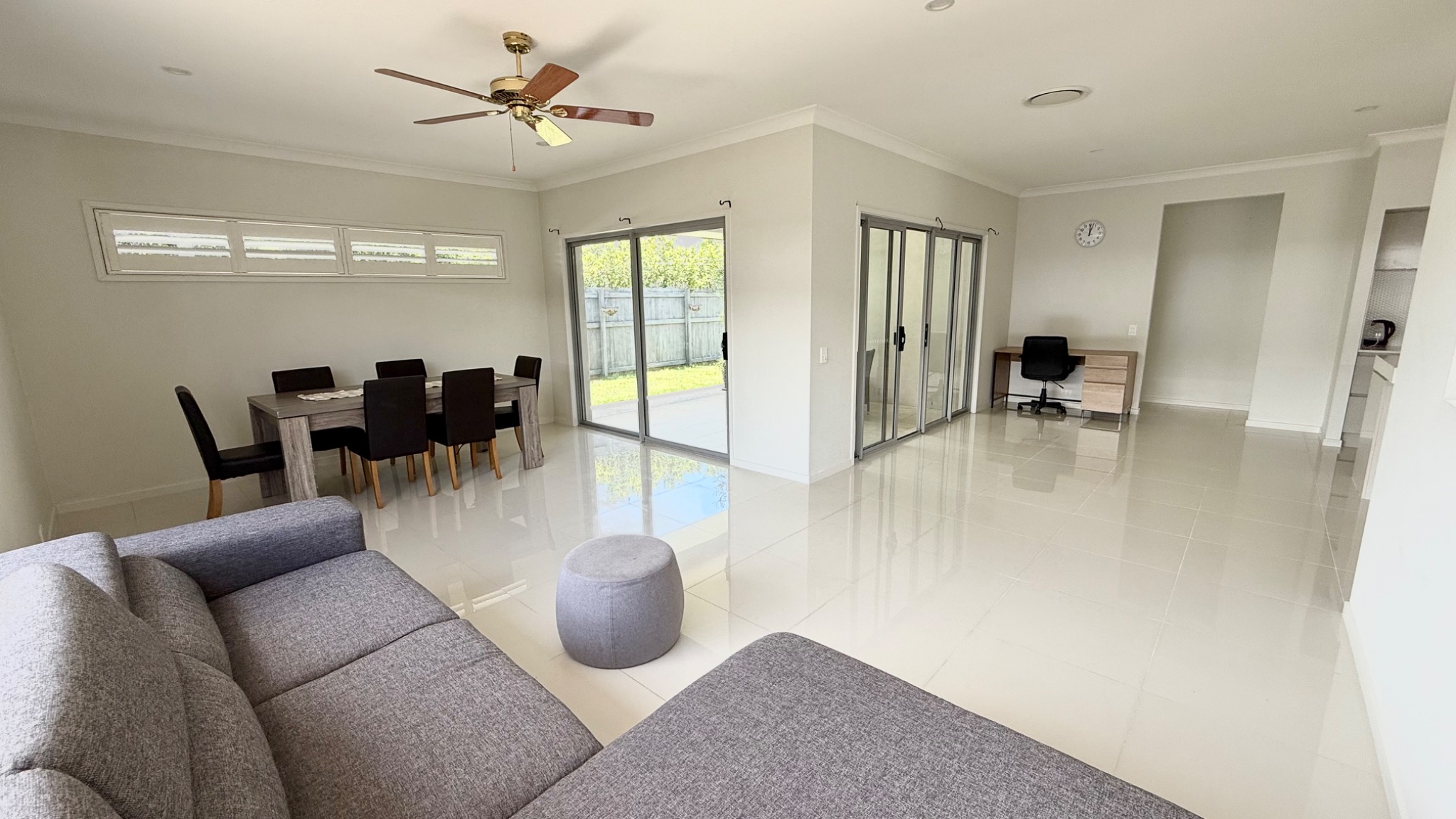 Modern SIL home in prime Baringa location. — Home image 4