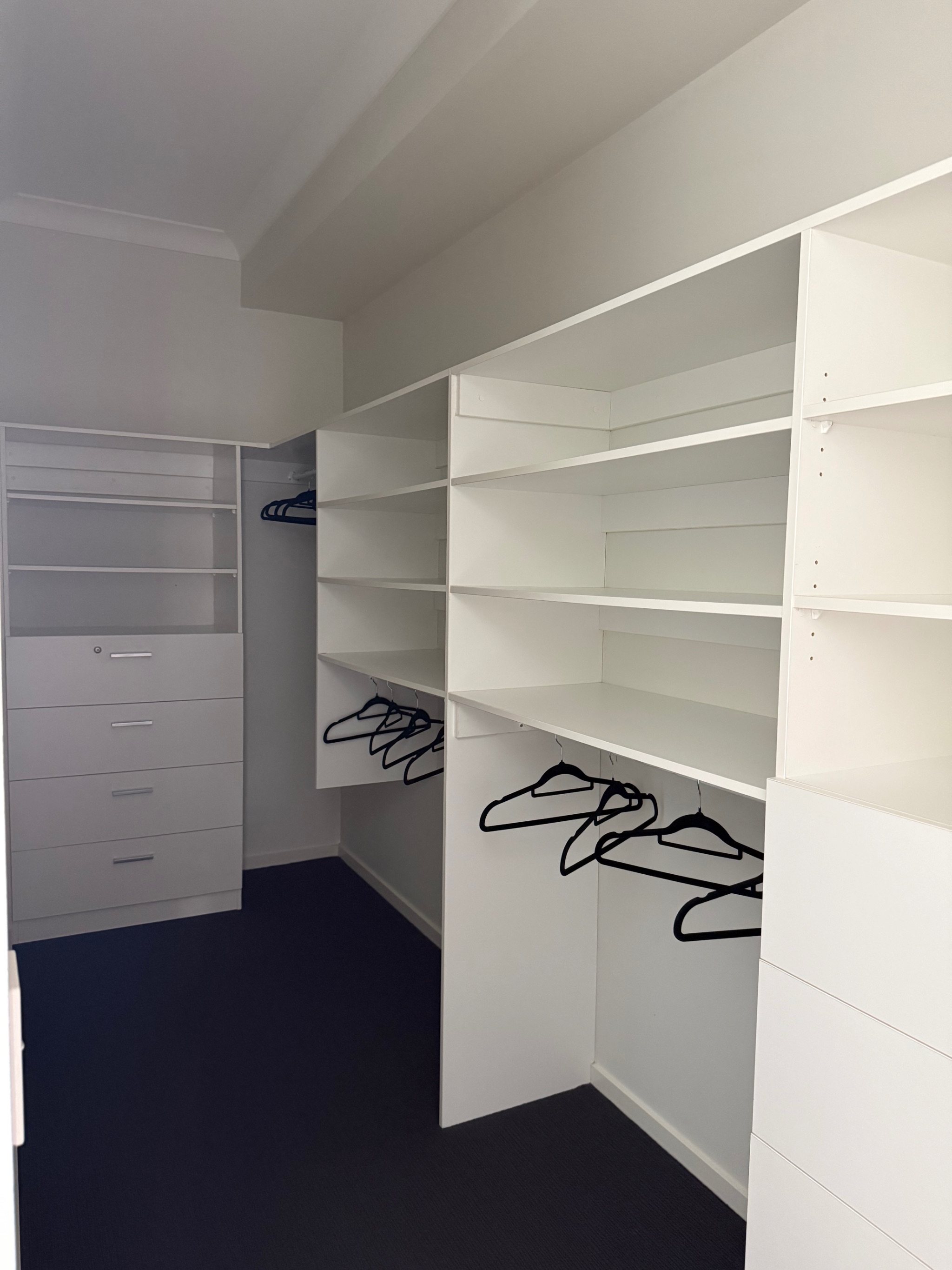 Modern SIL home in prime Baringa location. — Home image 8