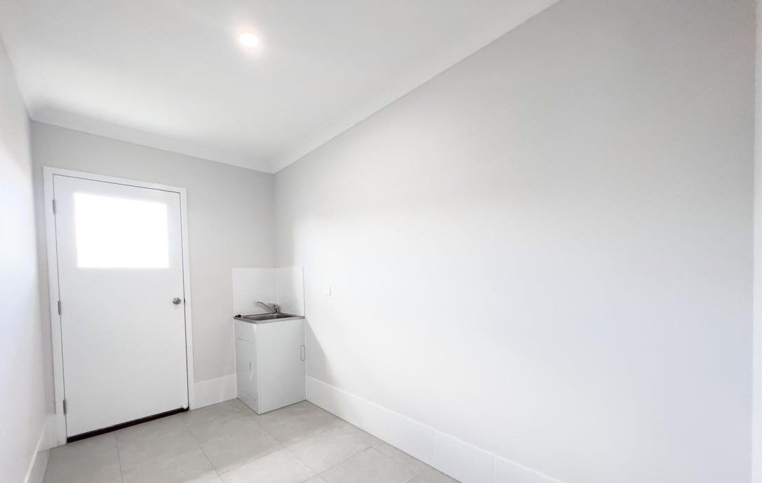 Beaudesert SIL: 4 Bedroom with 2 Living Rooms — Home image 5