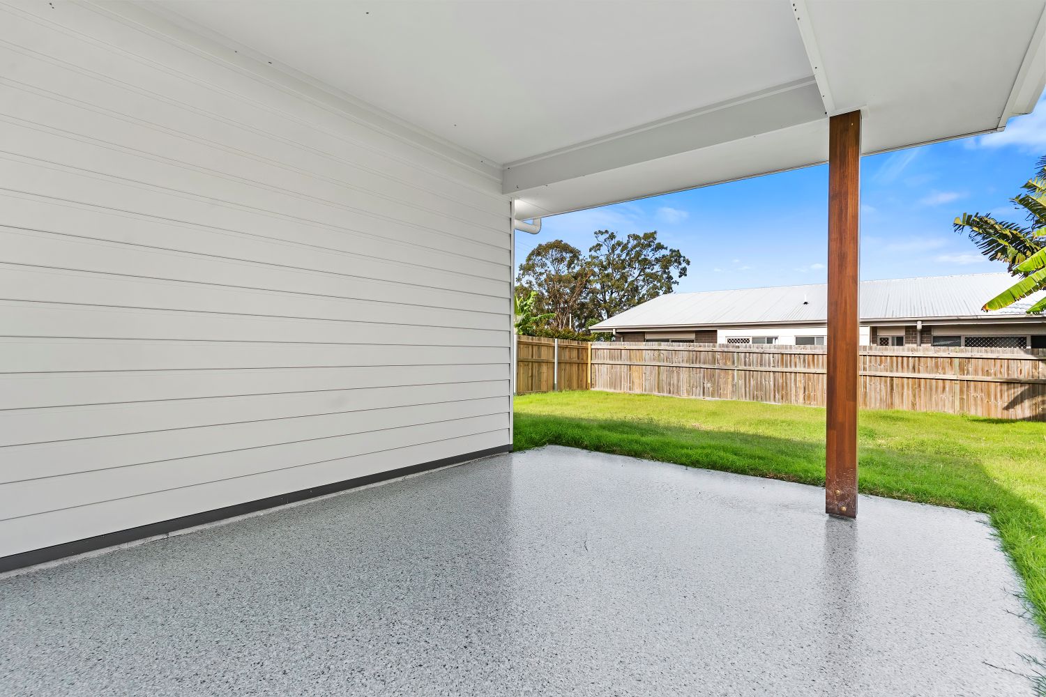 Urangan, Hervey Bay Qld - Robust Duplex (Villa Two) — Home image 4