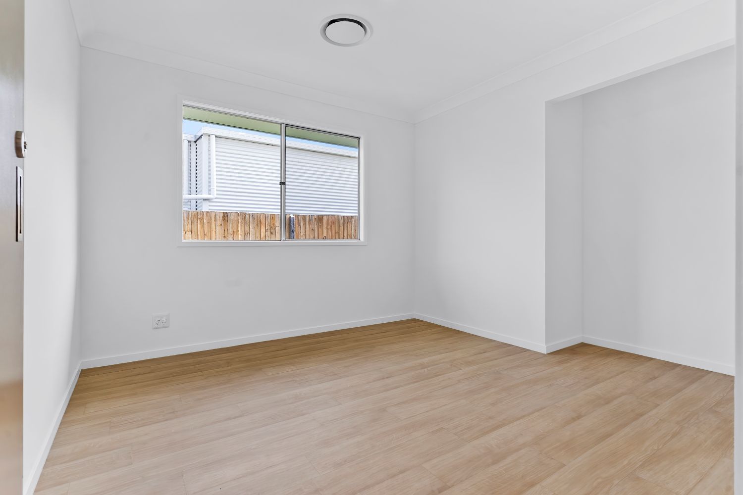 Urangan, Hervey Bay Qld - Robust Duplex (Villa Two) — Home image 17