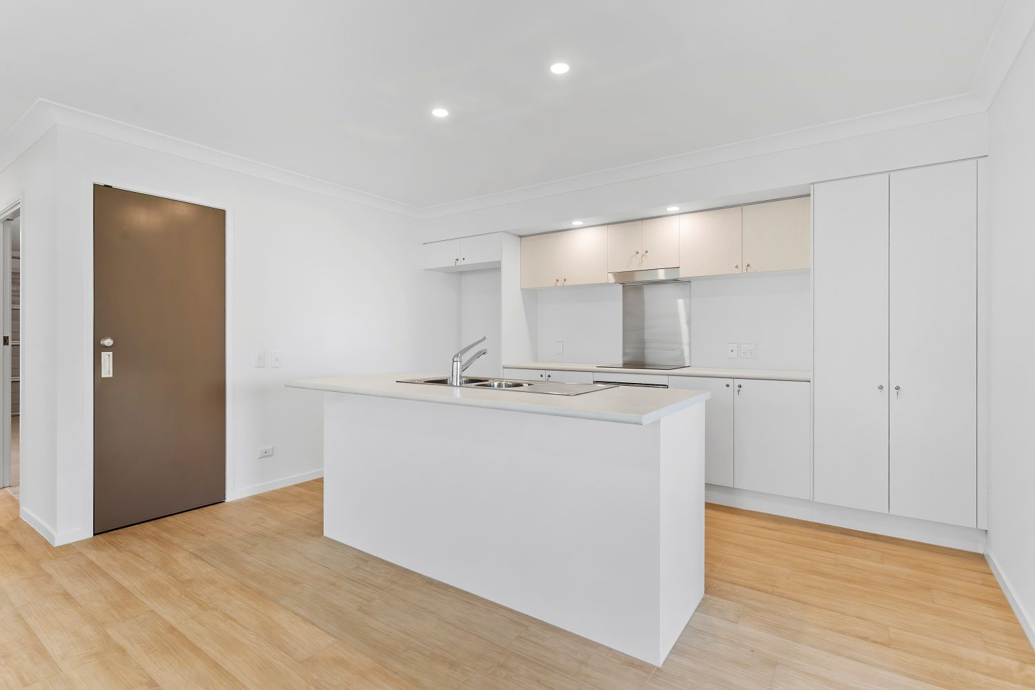 Urangan, Hervey Bay Qld - Robust Duplex (Villa Two) — Home image 27