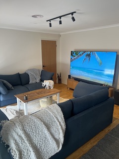 Who wants to be beside the SIL seaside? Beside the seaside…beside the sea! — Home image 8