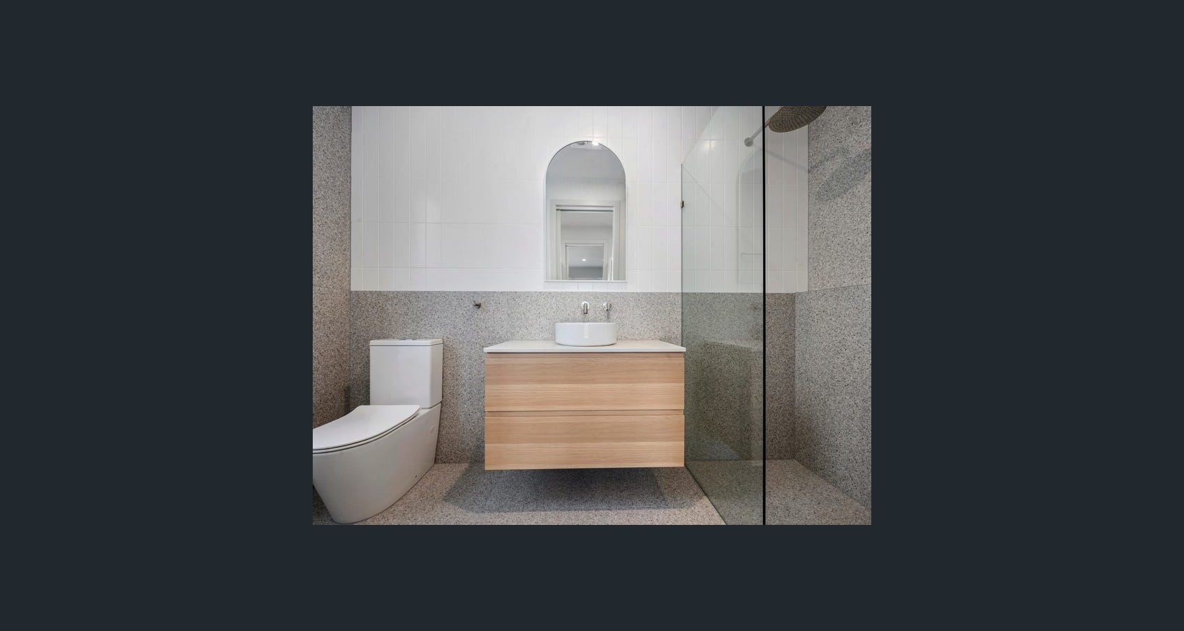 SIL AVAILABLE IMMEDIATELY — Home image 7