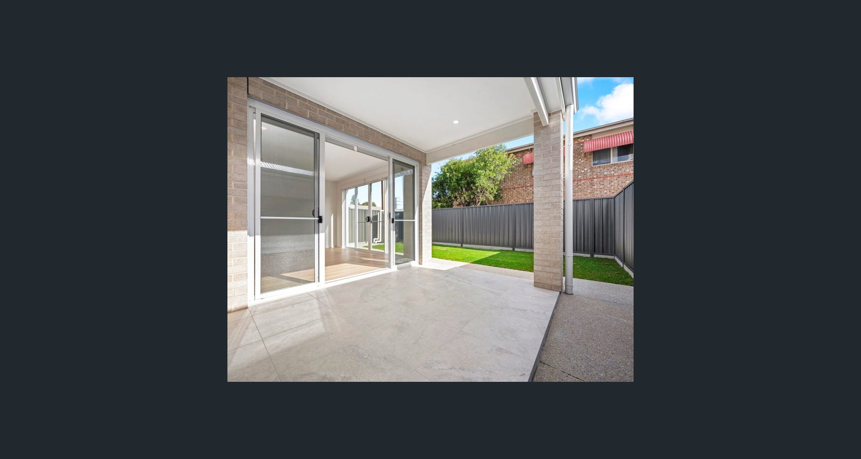 SIL AVAILABLE IMMEDIATELY — Home image 6