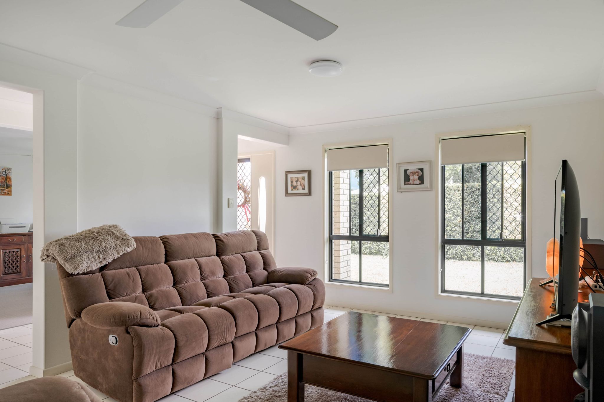 Bellmere Female 1:2 — Home image 10