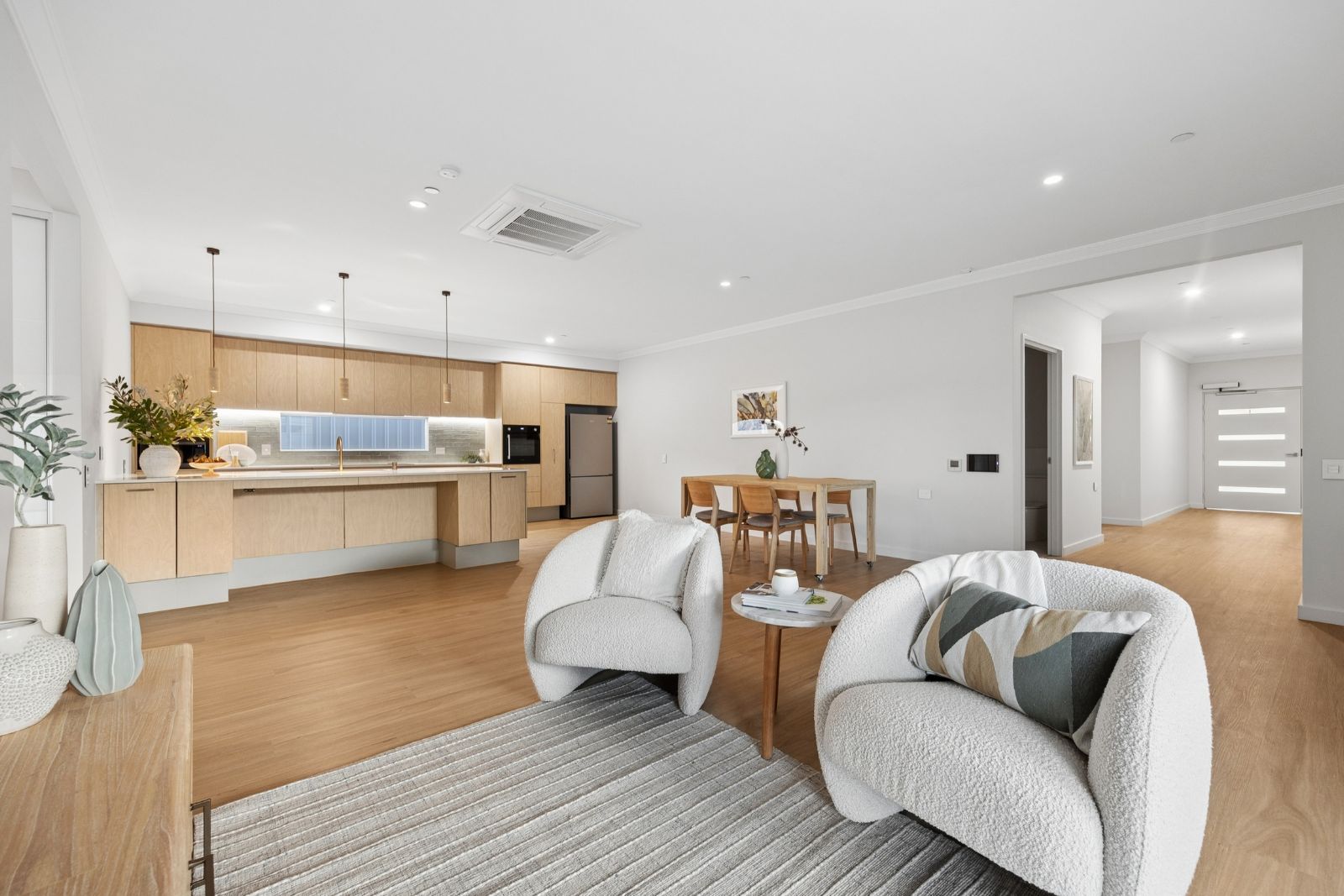 Choose how you live in this 3 Bedroom Home for Sharing with separate Villa. Disability Accommodation — Home image 9