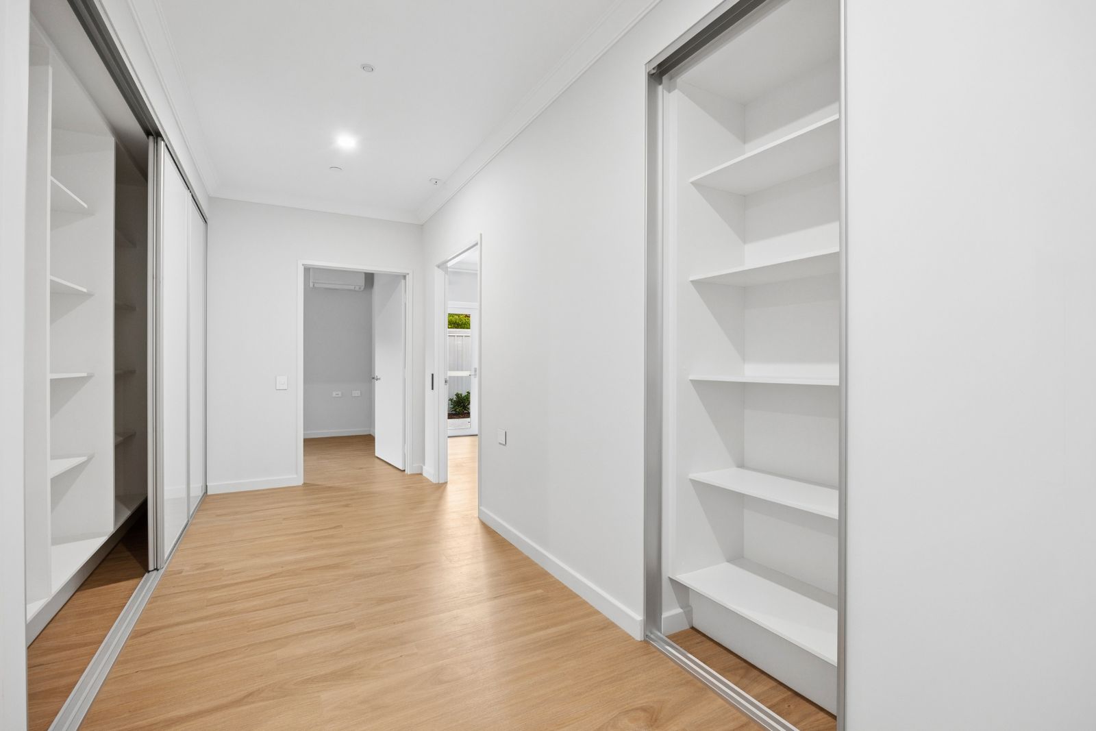 Choose how you live in this 3 Bedroom Home for Sharing with separate Villa. Disability Accommodation — Home image 14
