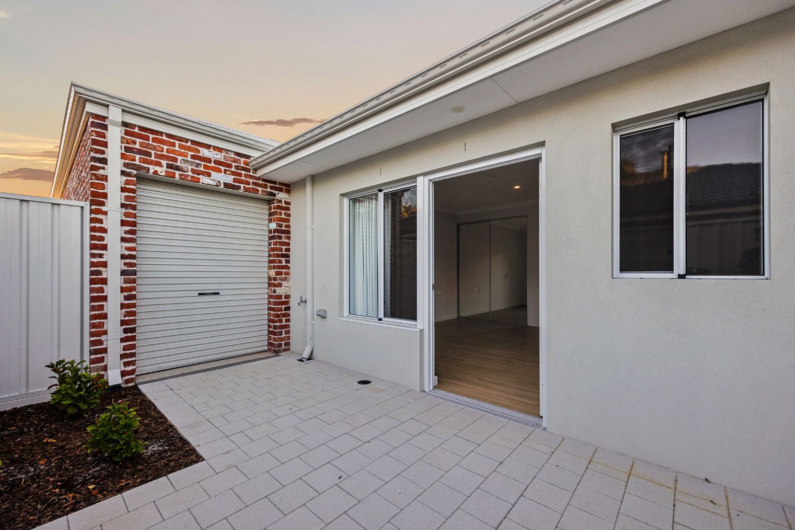 Choose how you live in this 3 Bedroom Home for Sharing with separate Villa. Disability Accommodation — Home image 20
