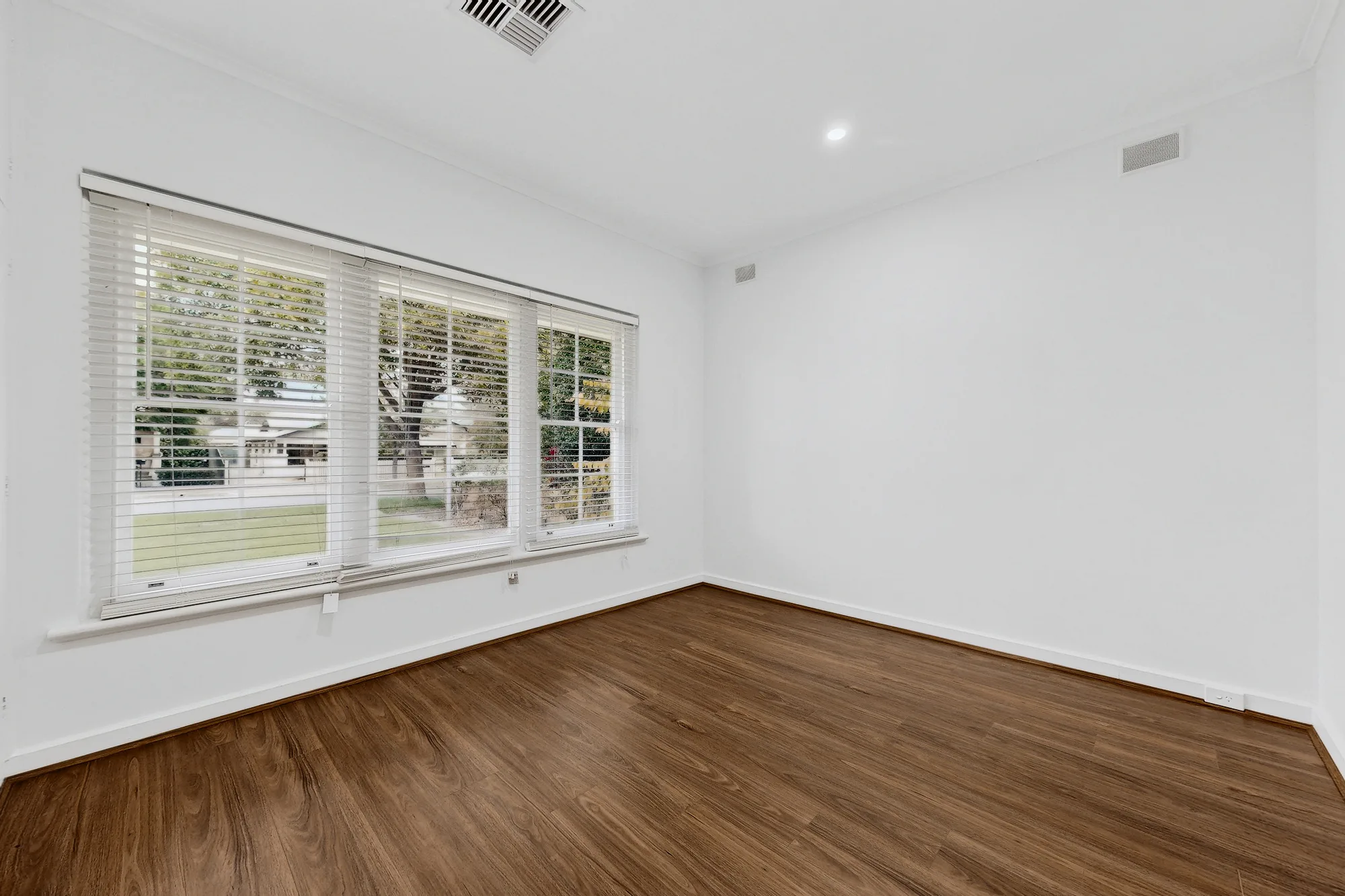 Comfortable SIL Home in Prospect — Home image 4
