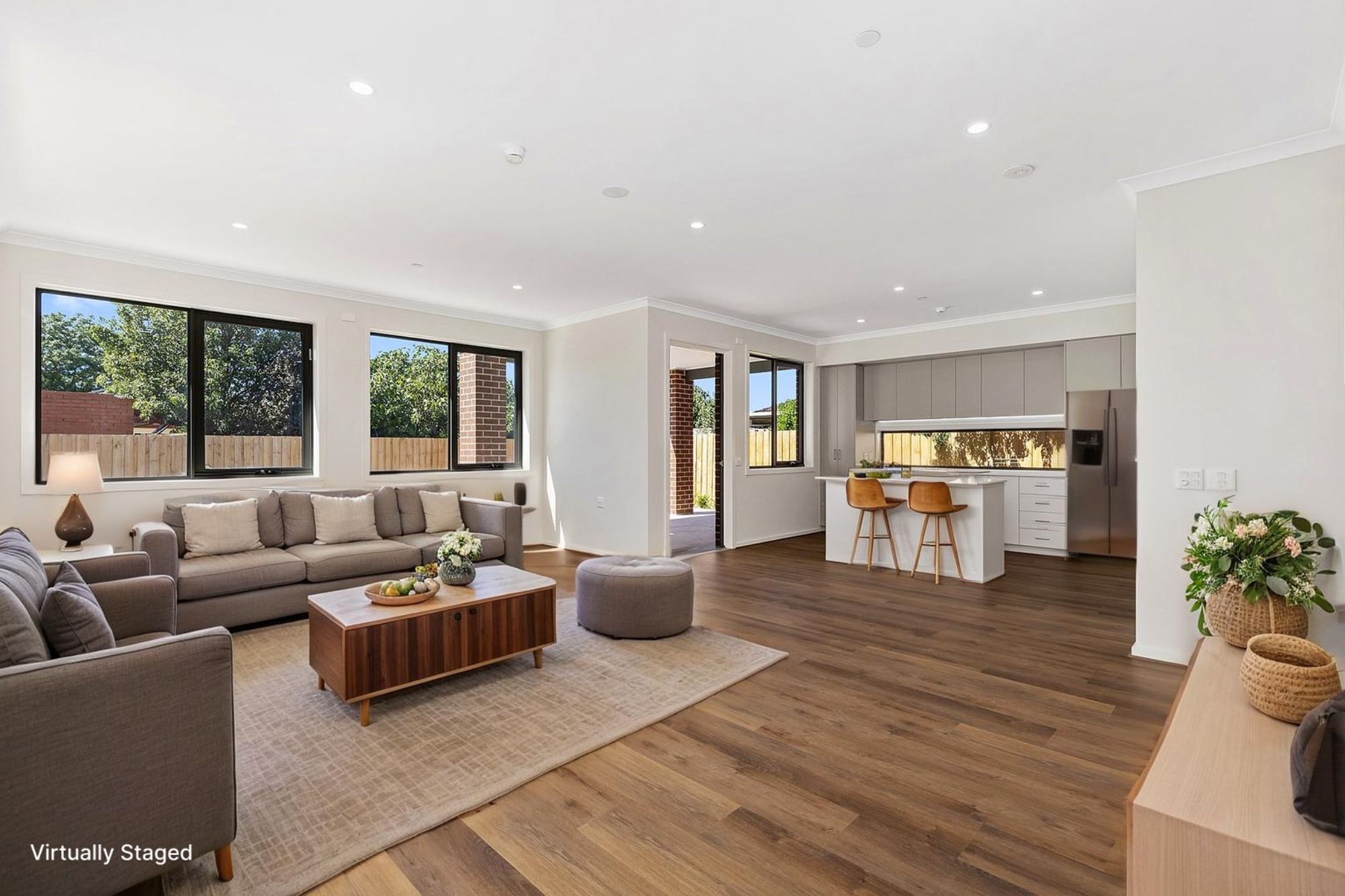 2 Bed Improved Livability House Just Minutes to St Albans! — Home image 6