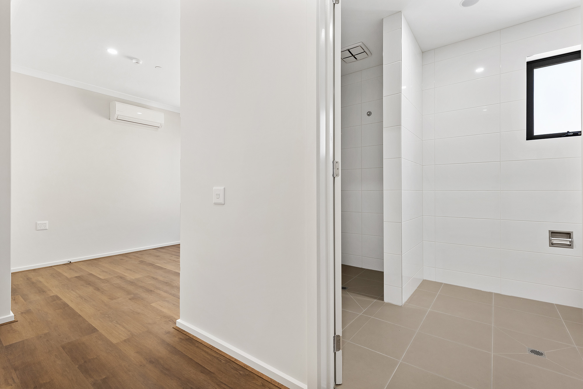 2 Bed Improved Livability House Just Minutes to St Albans! — Home image 14
