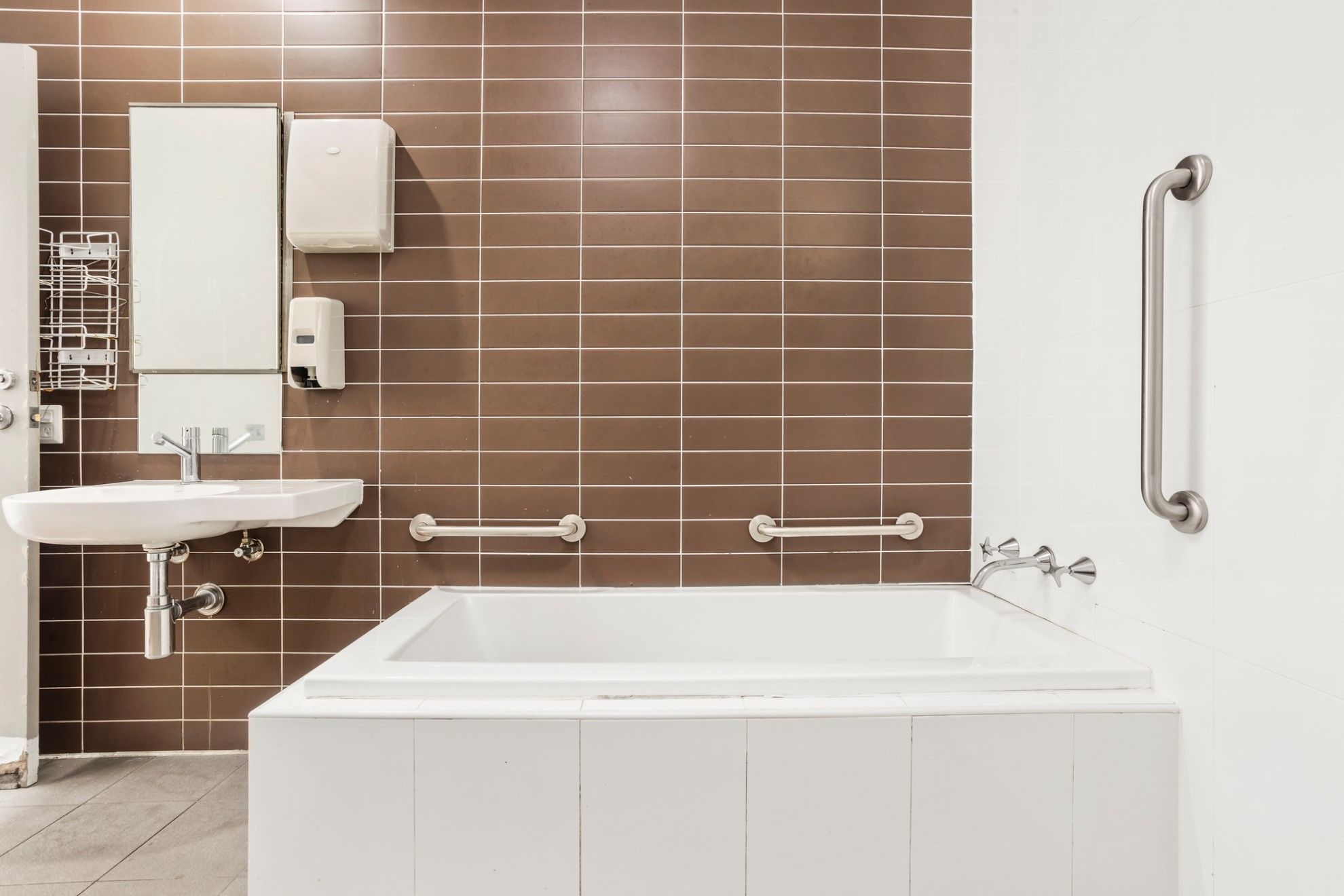 Spacious SDA registered Villa in the quiet suburb of Minto — Home image 6