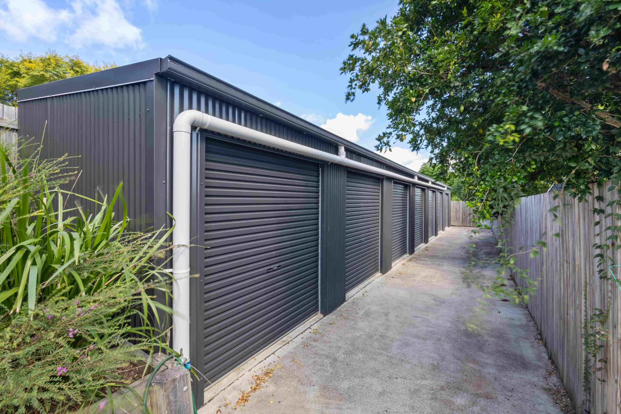 Calm Improved Liveability SDA Apartment | Gympie — Home image 5