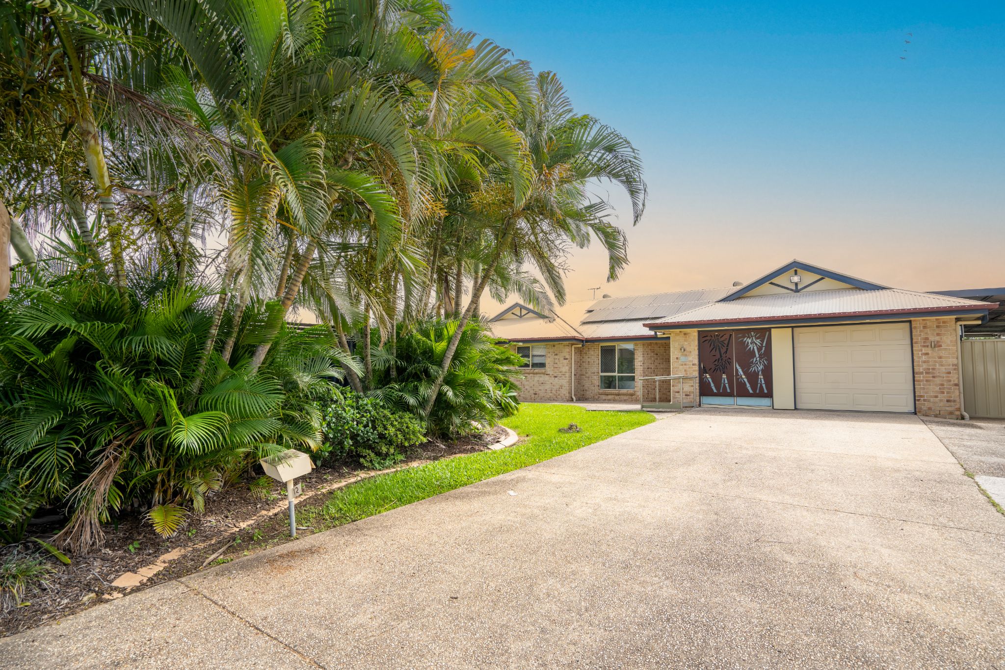 Spacious SIL home in Caboolture with two living rooms and swimming pool — Home image 5