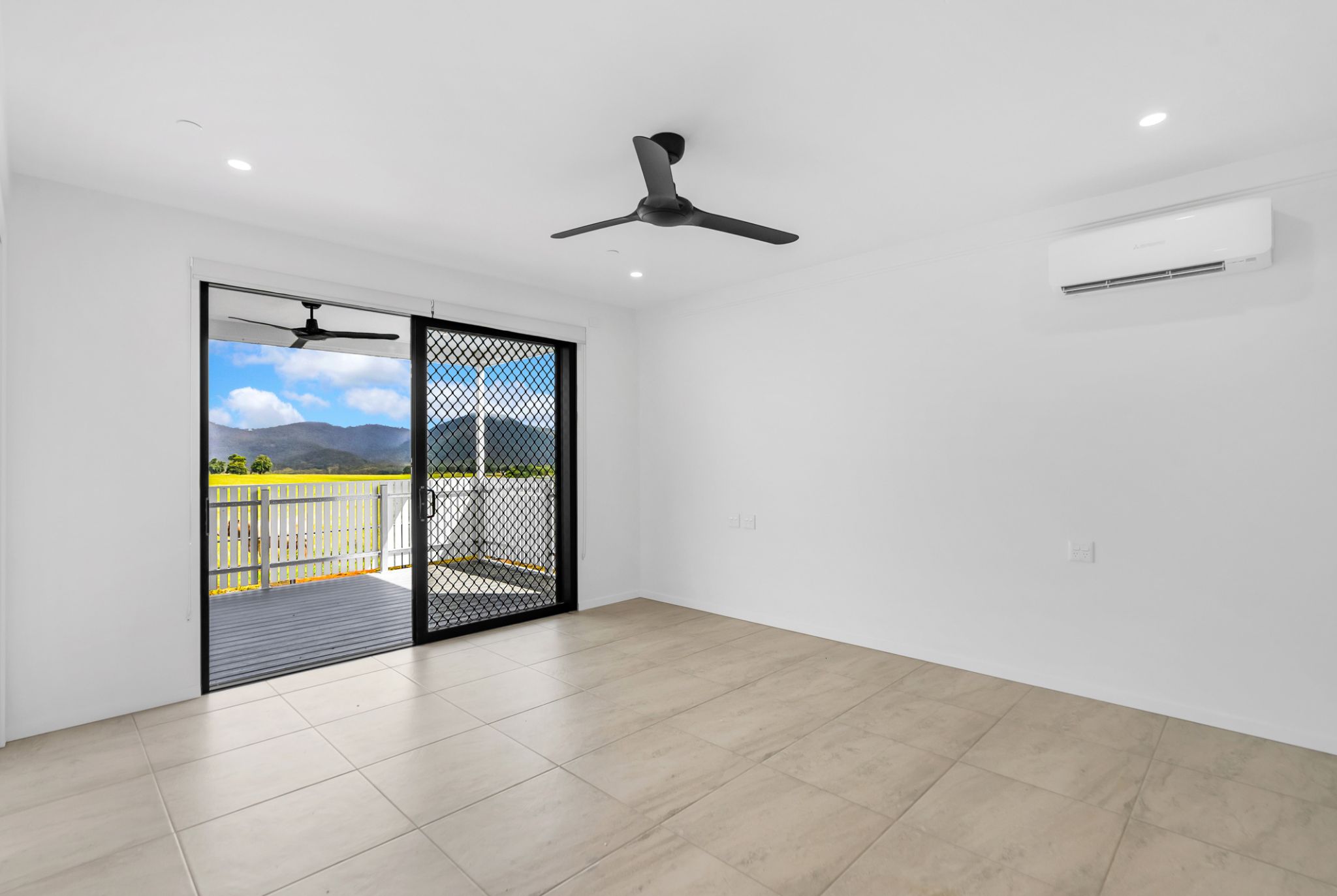 (HPS) SDA with UNIQUE VISTAS in Atherton — Home image 7