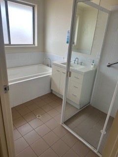 Modern Shared Home — Home image 4