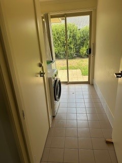 Modern Shared Home — Home image 6