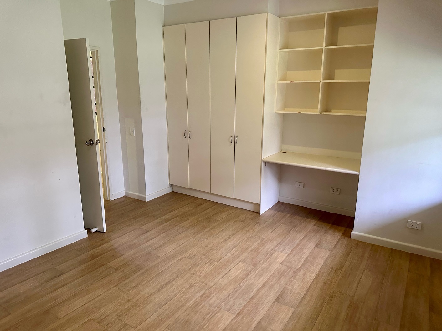 Individual Villa in the heart of Villawood — Home image 6