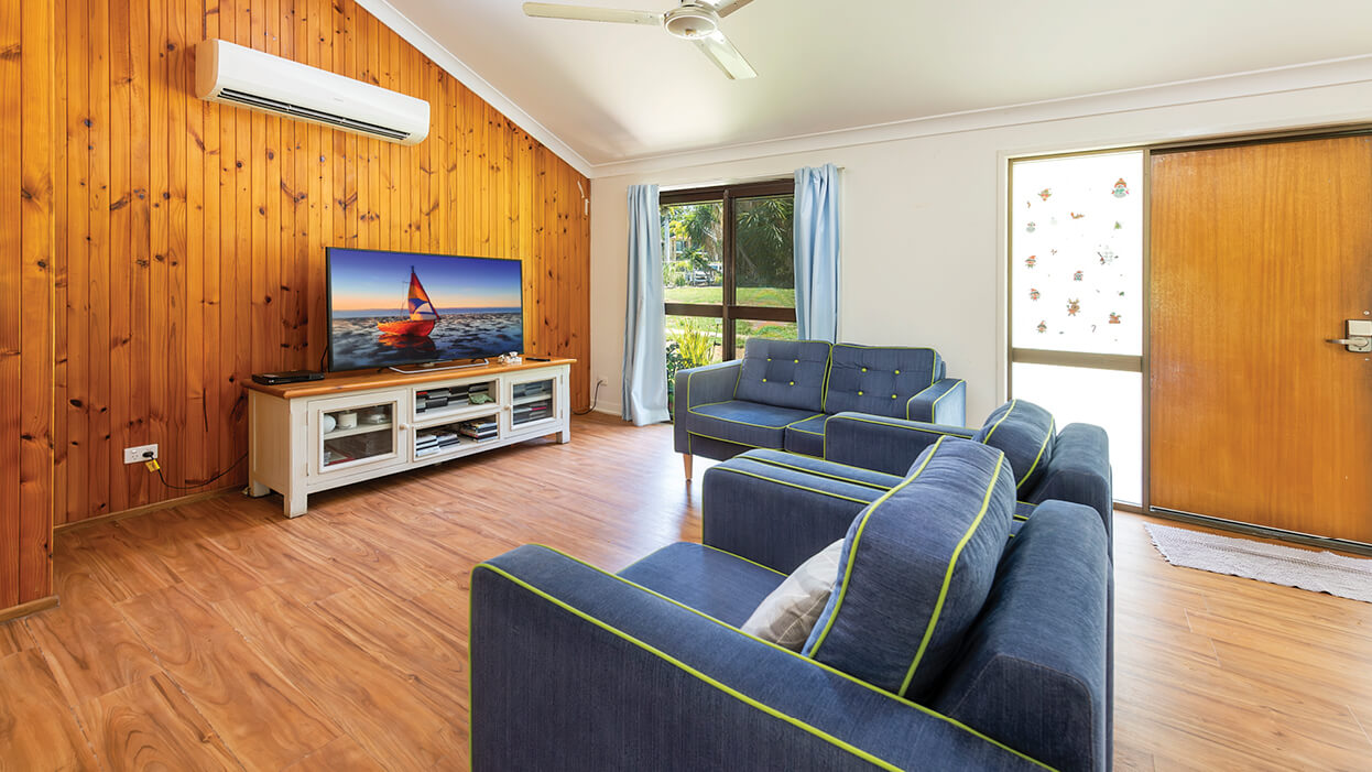 Large, spacious, charming SIL home in North Rockhampton — Home image 4