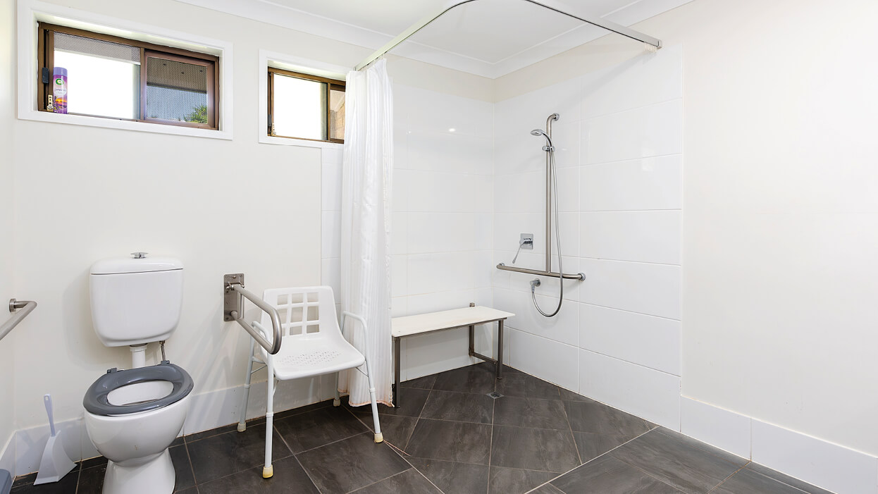 Large, spacious, charming SIL home in North Rockhampton — Home image 8