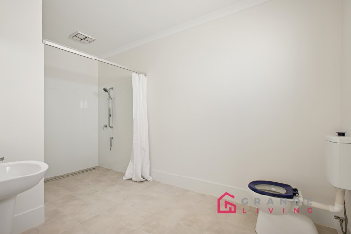 FULLY ACCESSIBLE WITH OOA — Home image 2