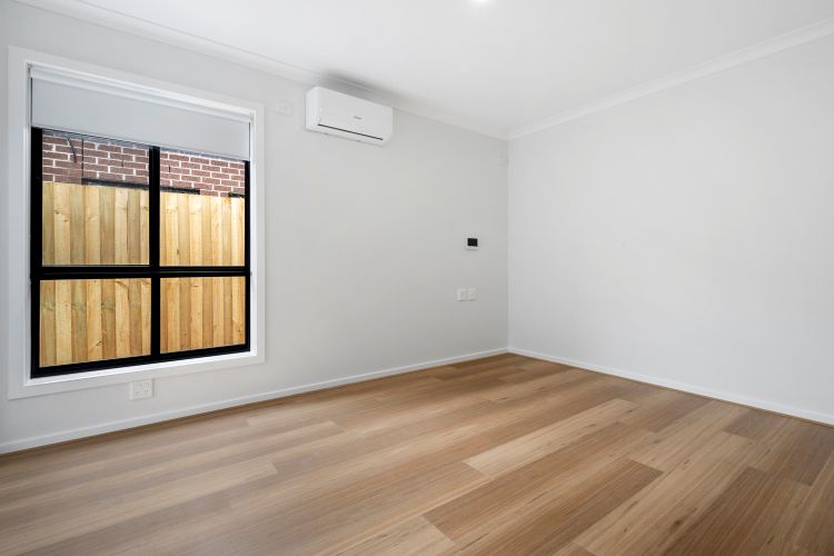 Spacious 3-Bedroom HPS Property - Jevon Street, Mambourin — Home image 7