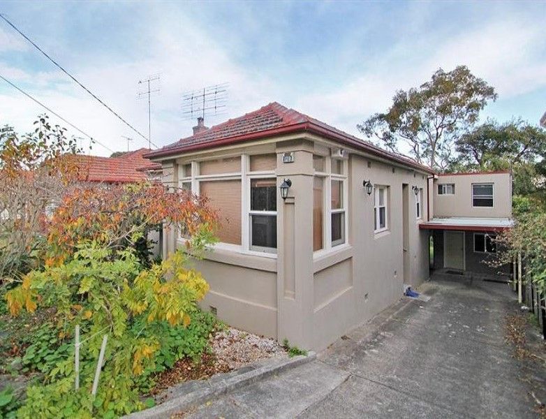 5 Bedroom Supported Independent Living Home In Russell Lea — Home image 3