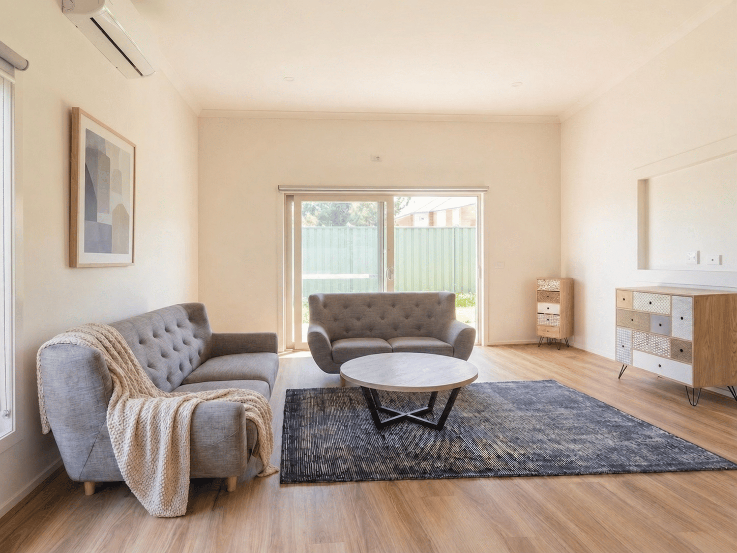 Lovely Brand New SDA/Robust Home in Sebastopol Ballarat — Home image 2