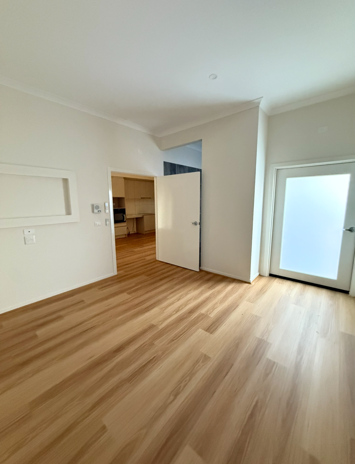MALLAIG ROBUST - Beveridge, VIC — Home image 7