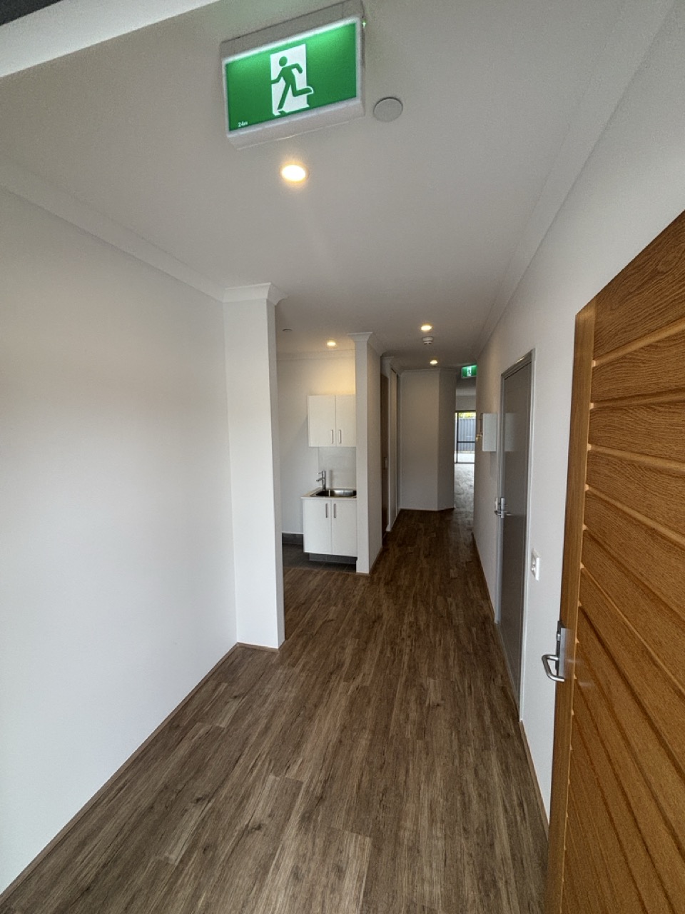 GR8 DISABILITY HOUSING — Home image 10