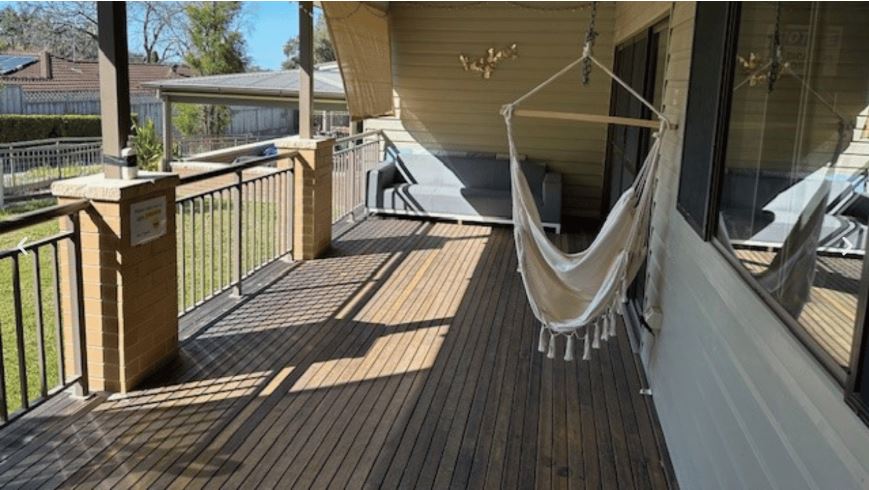 Hornsby – shared 5-bedroom all female home — Home image 9