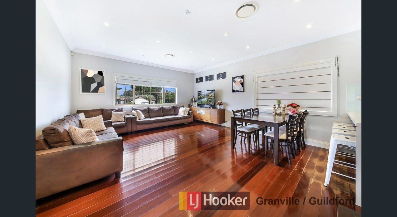 Quaint SIL Home in Guildford — Home image 4