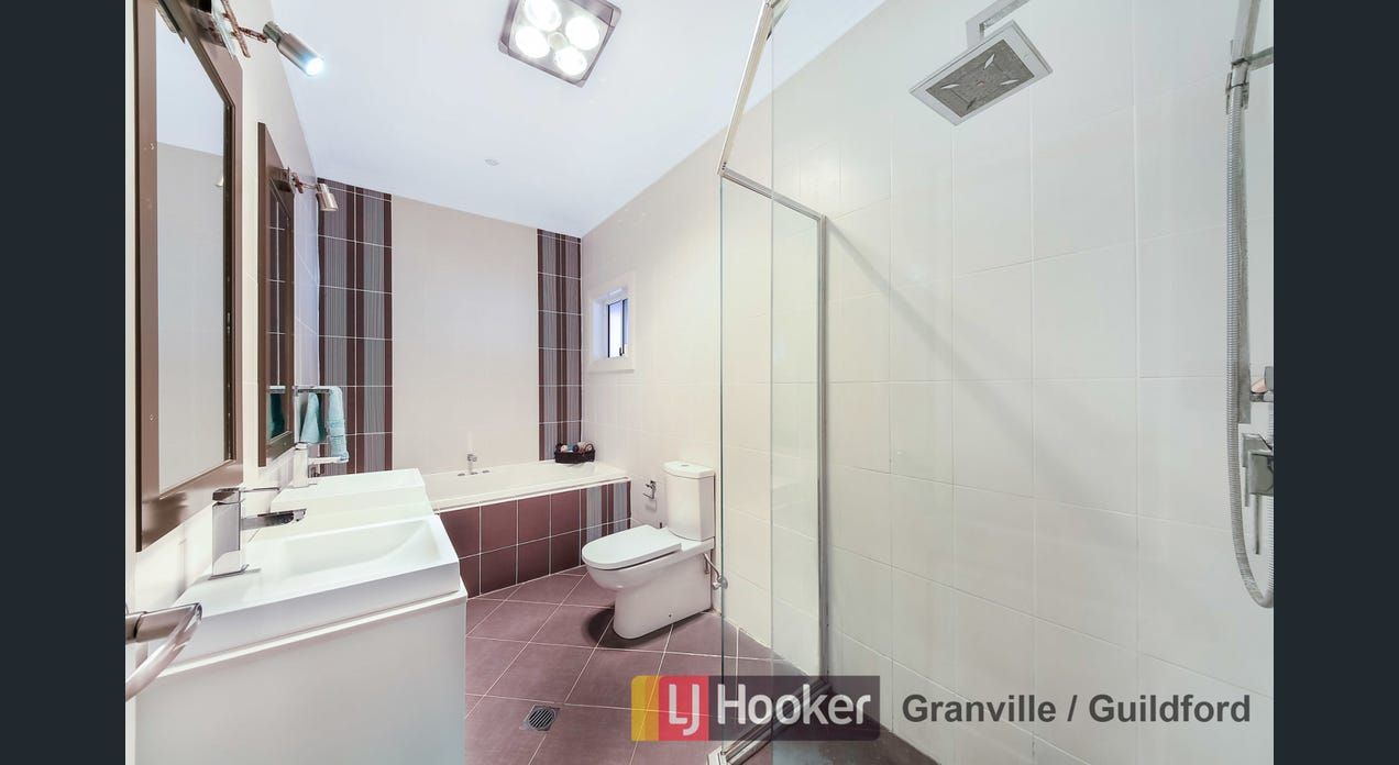 Quaint SIL Home in Guildford — Home image 5