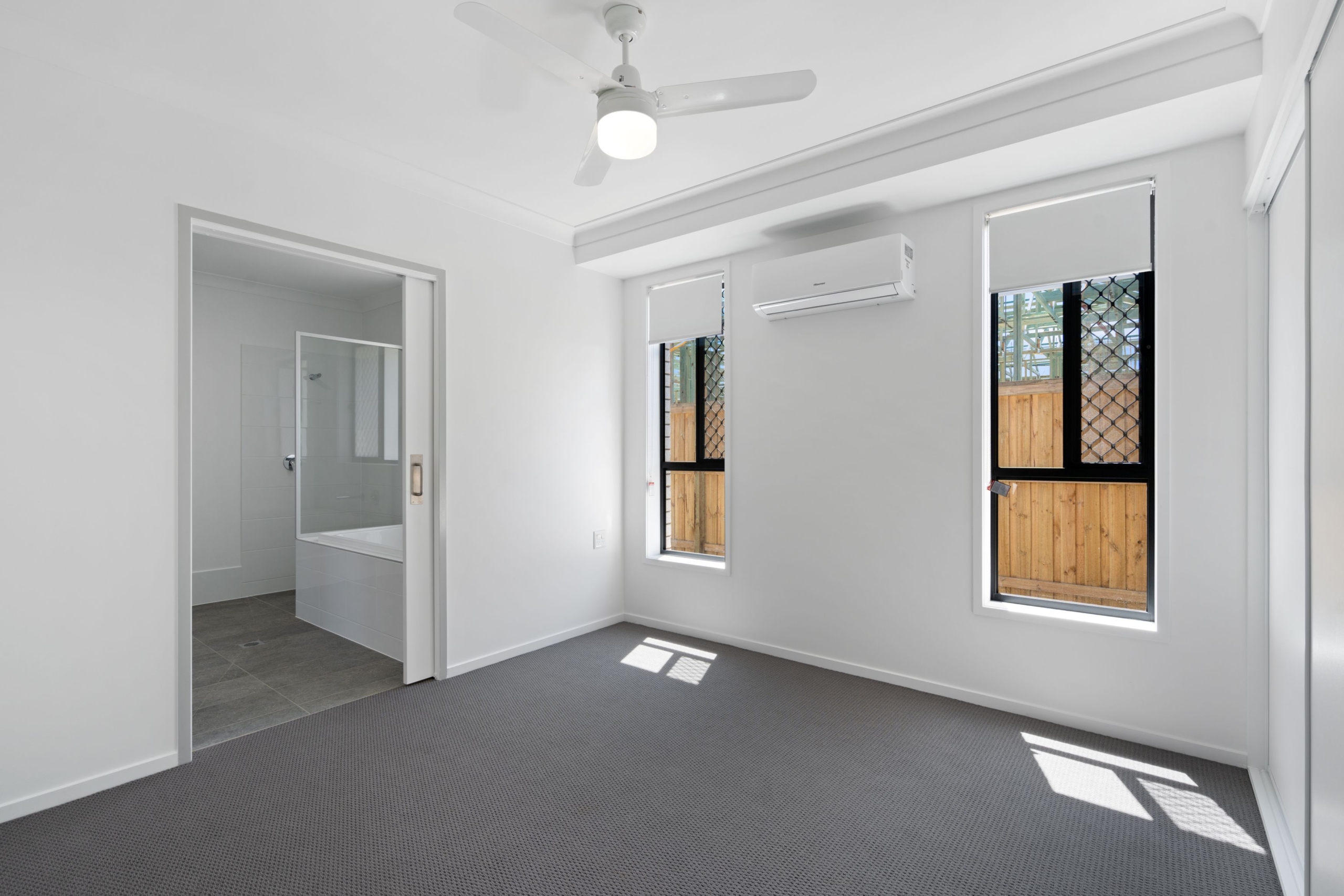 Gleneagle, Beaudesert Qld - Improved Livability House — Home image 5