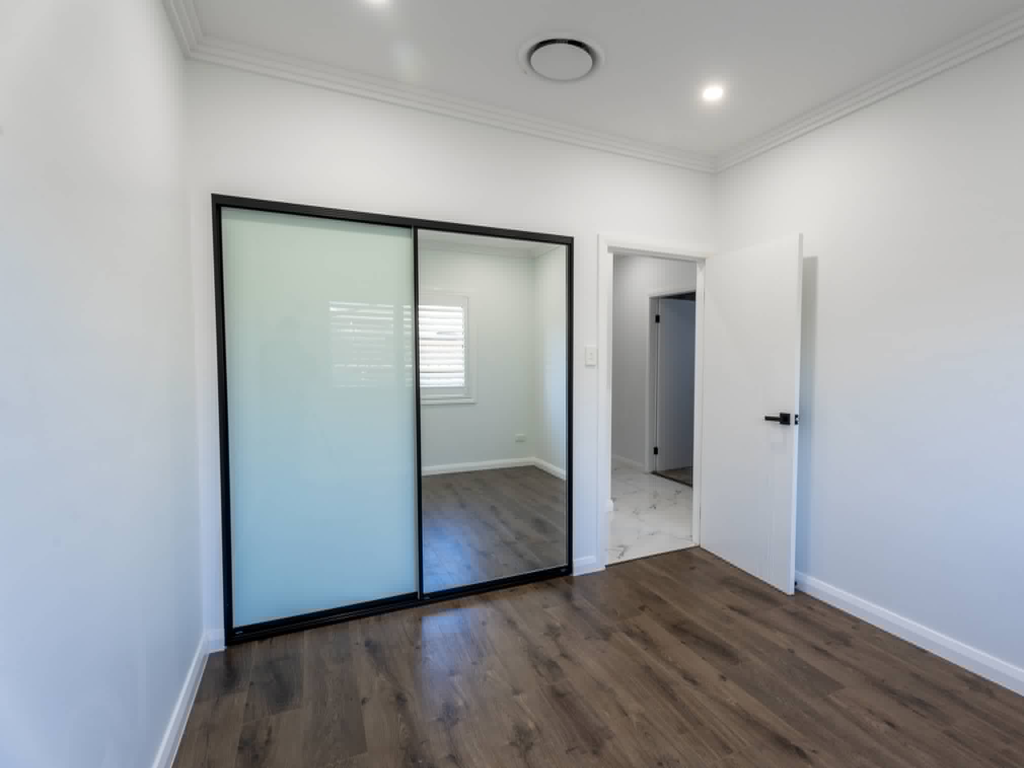 Young male home near Blacktown — Home image 5
