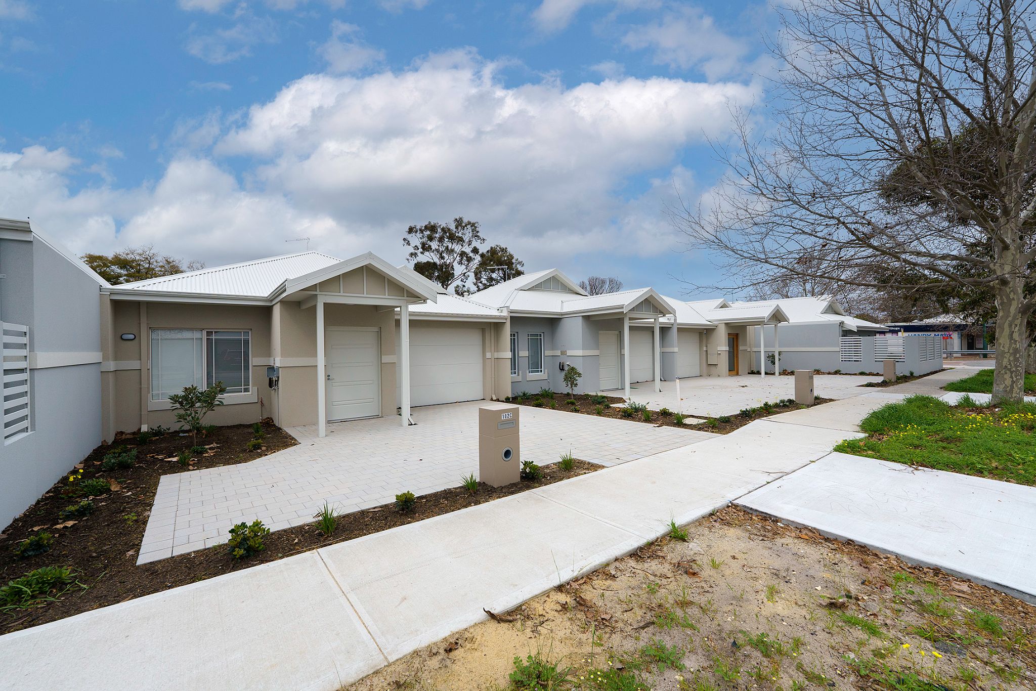 Carlisle Living — Home image 12