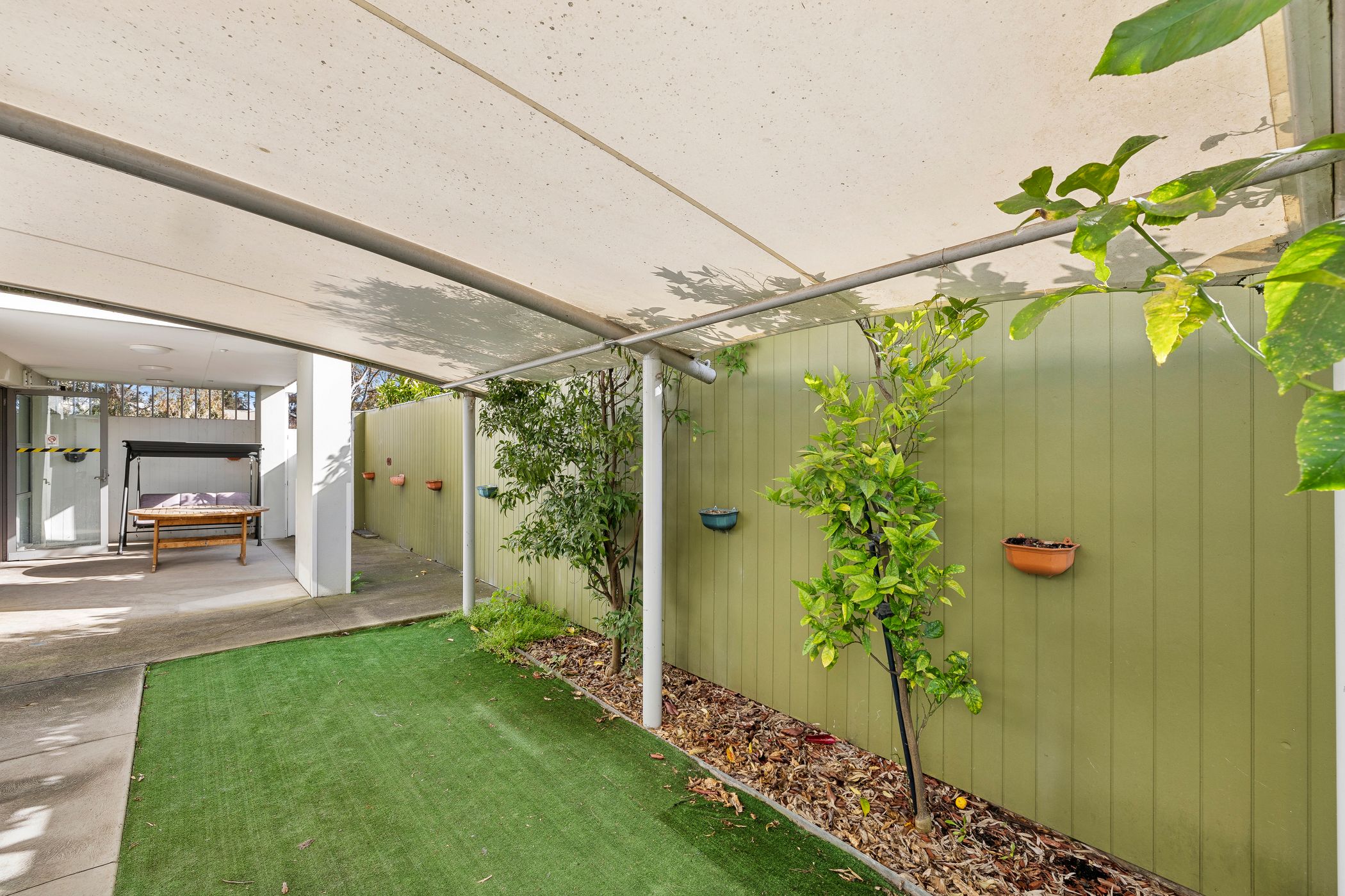 Delightfully welcoming HPS home located in Kew — Home image 6