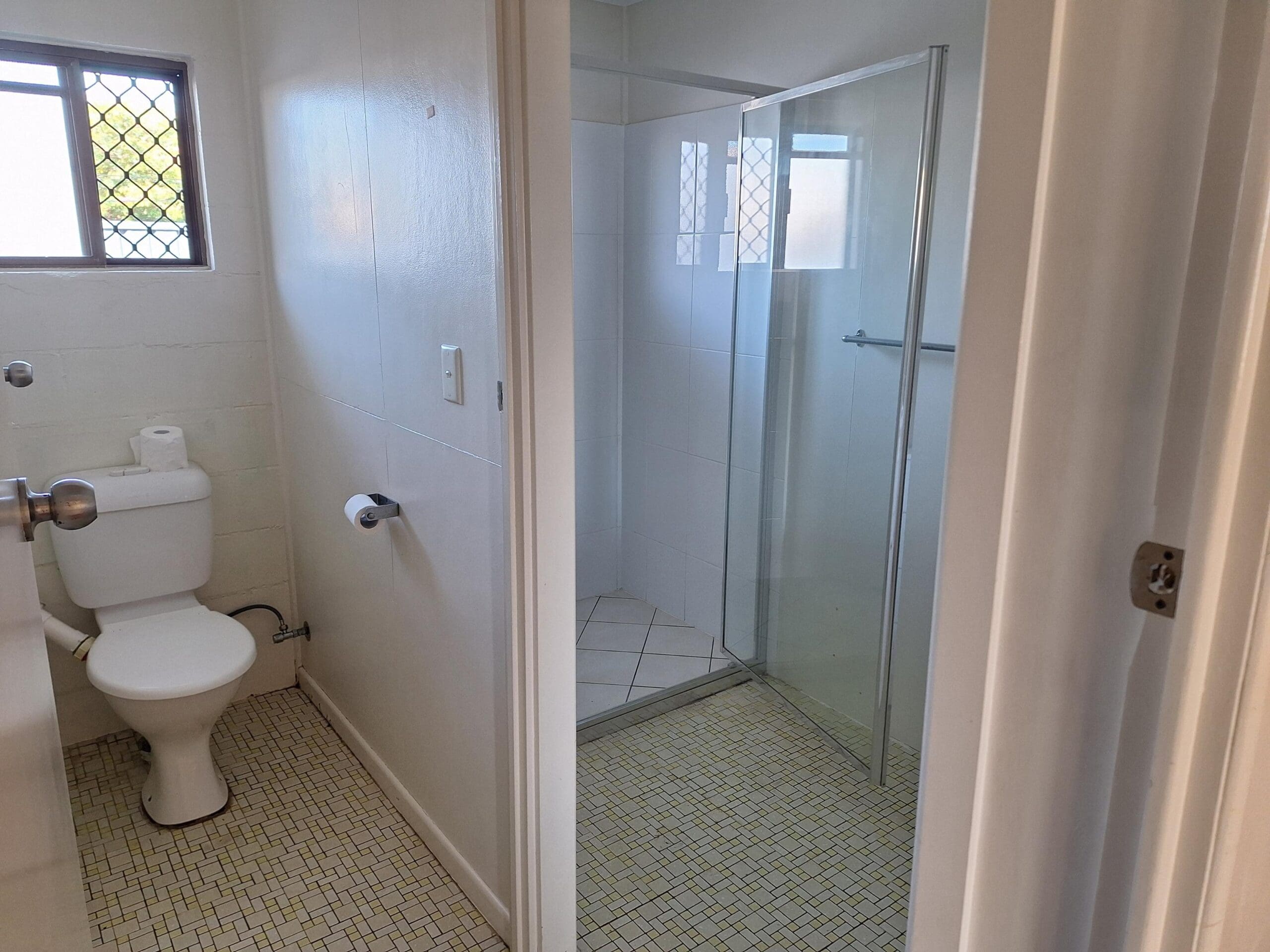 Private SIL unit living in a prime Millbank location — Home image 4