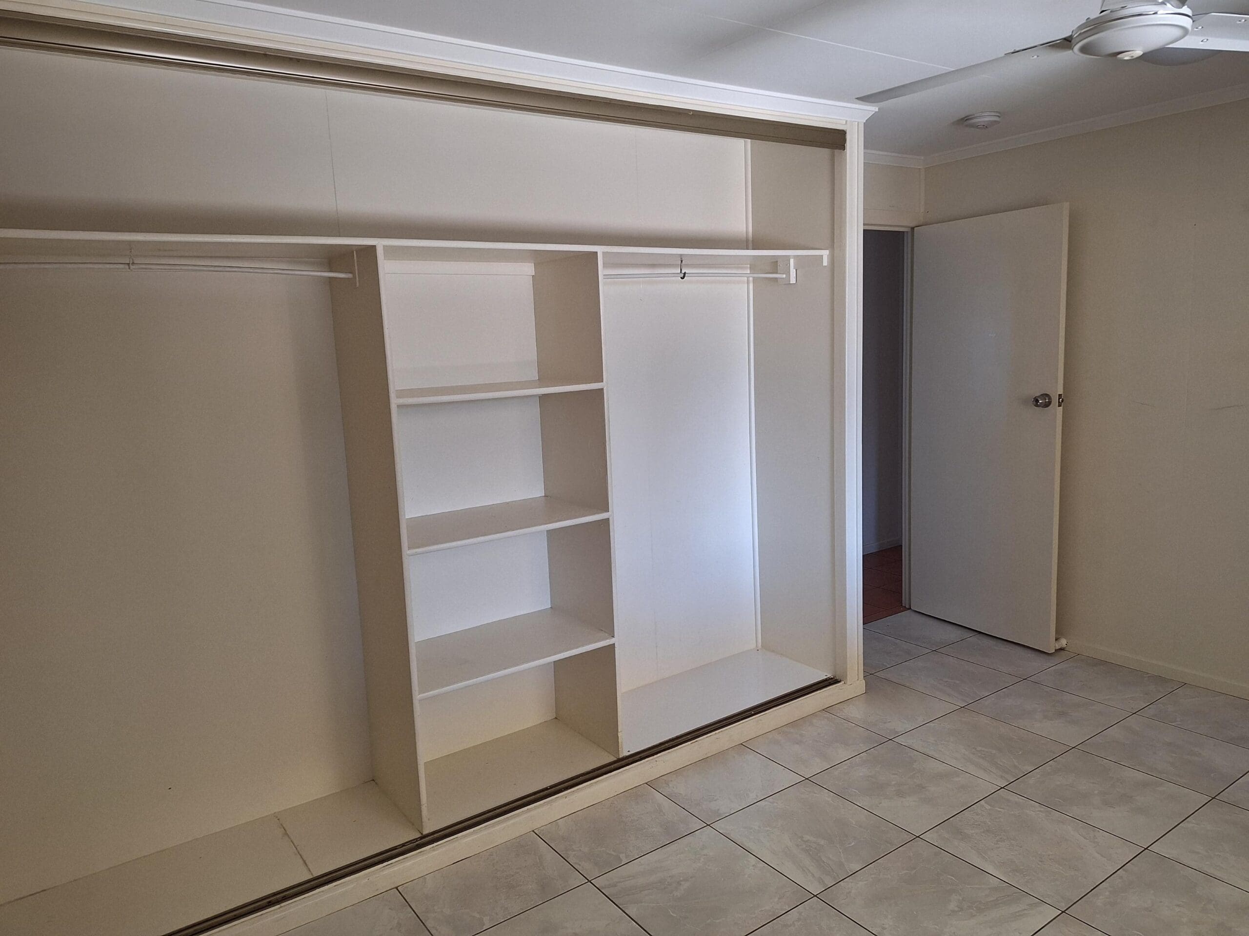 Private SIL unit living in a prime Millbank location — Home image 5
