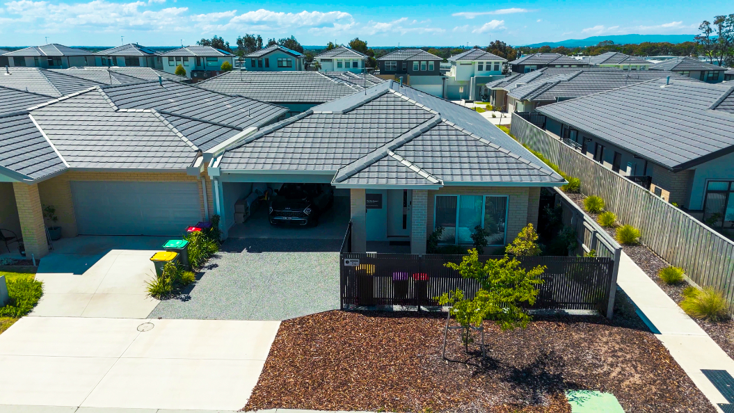 Deluxe 4-Bedroom SIL/STA Home - High Support Ready - Carrum Downs — Home image 7