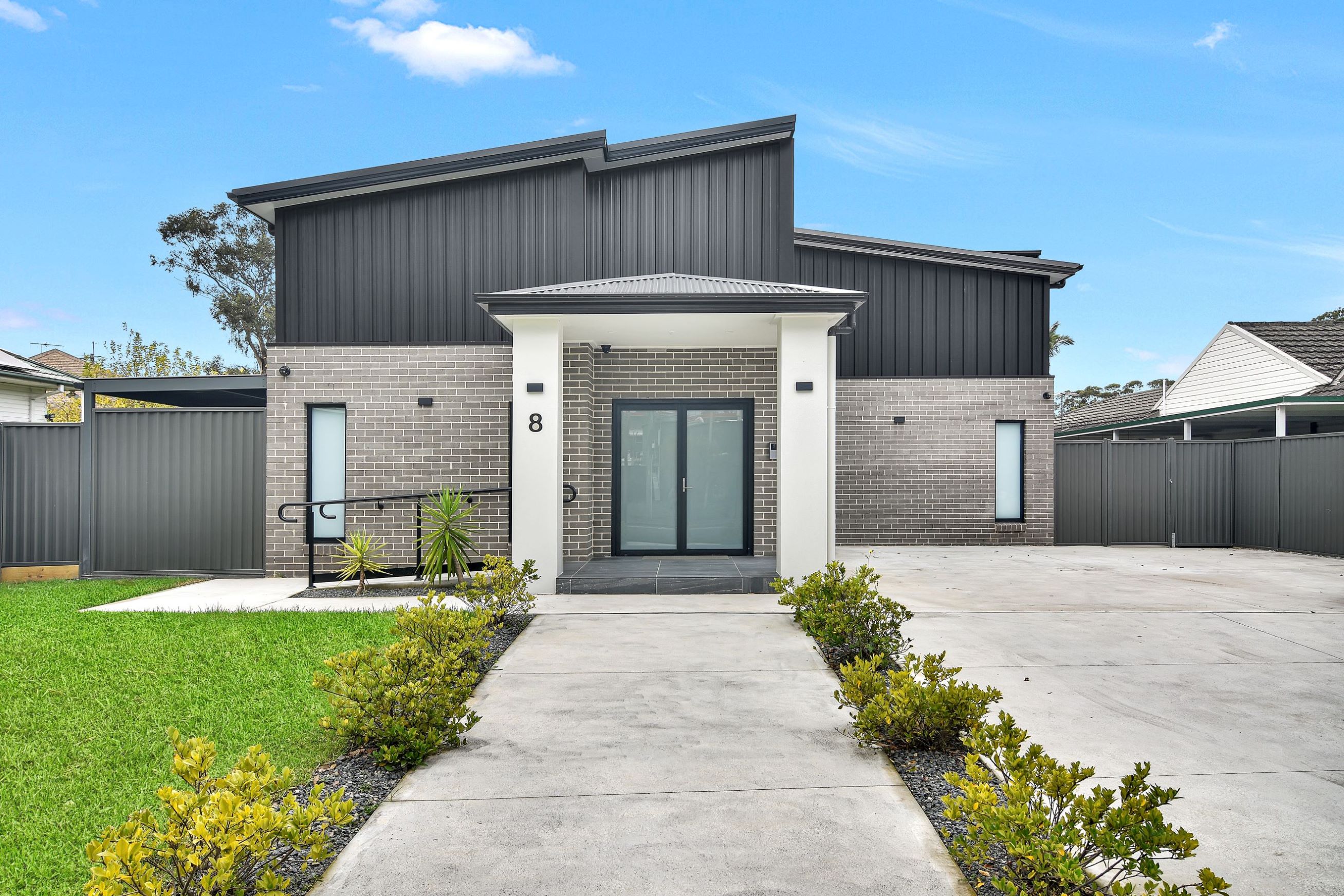 Brand new, self contained studios with private courtyard! — Home image 5