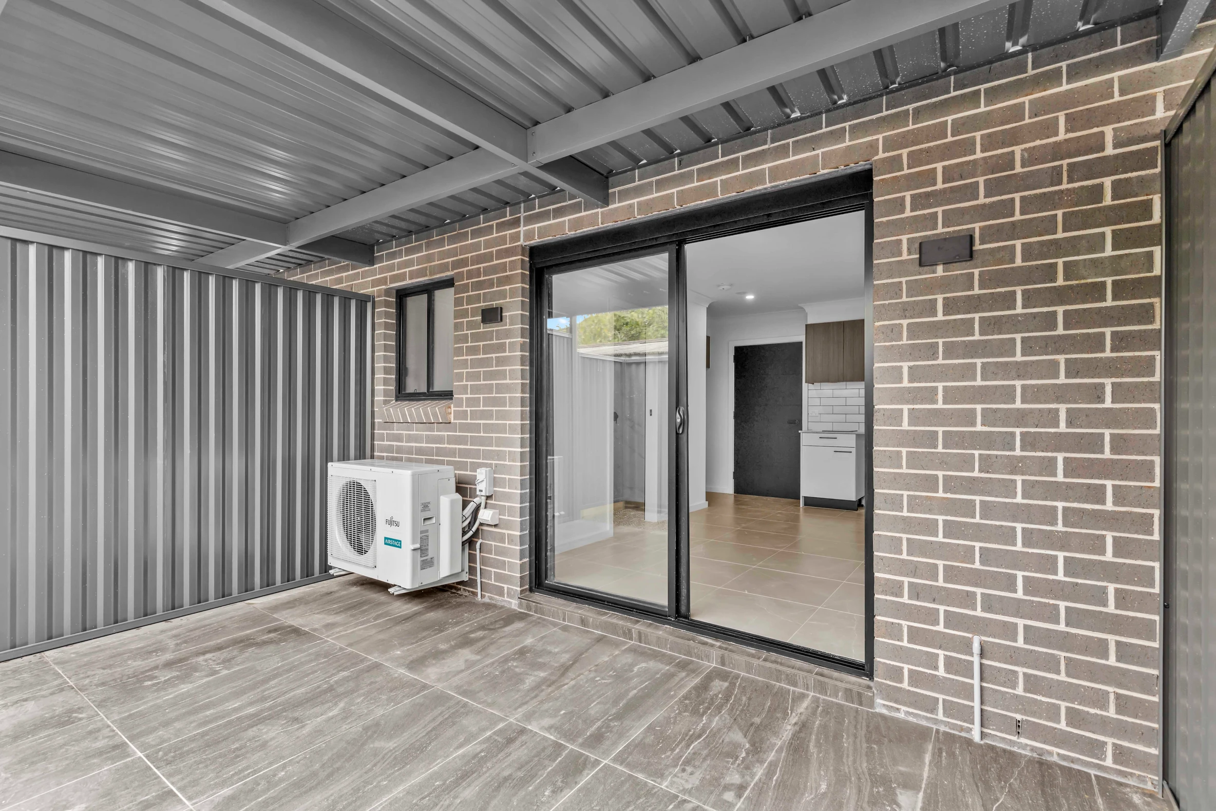 Brand new, self contained studios with private courtyard! — Home image 16