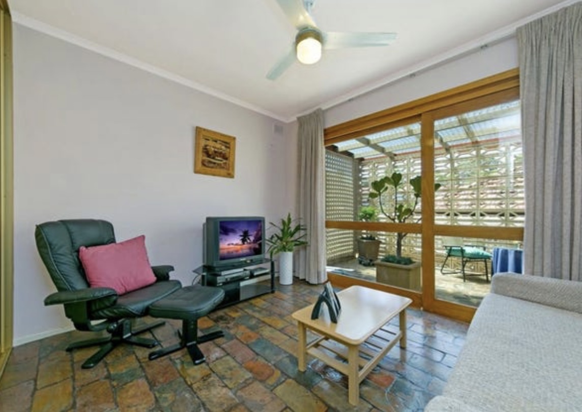 HOMELY HIDEAWAY - RESPITE in Valleyview — Home image 4